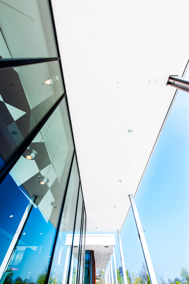 Leichte Deckenplatten - Deutsche BauZeitschrift