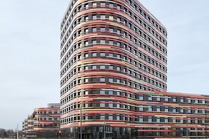  BSU Hamburg-Wilhelmsburg, Amtssitz des Oberbaudirektors (12. OG) mit Ausblick auf das, was u. a. von hier aus angeschoben wurde 