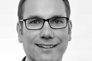  Michael Weyers studierte Bauingenieurwesen an der Ruhr-Universität Bochum. Nach dem Abschluss war er als Projektleiter Netz­manage­ment bei dem Ing.-Büro Prof. Stein &amp; Partner beschäftigt und verfasste als Mitautor das „Handbuch der Fassadendämmsysteme“. Bei der Fa. E.ON leitete er den Bereich des Dach- und Fassadenbaus für den Neubau eines Großkraftwerks in Rotterdam. Seit 2012 führt Herr Weyers bei der KNAUF AQUAPANEL GmbH die Technik der Knauf Außenwand und wurde 2014 Leiter der Anwendungstechnik. 
