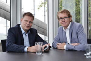   v.l.n.r.: Jens Kronenberg, Leiter Architektenservice und Bernhard Heitz, Technische Entwicklung/Design 