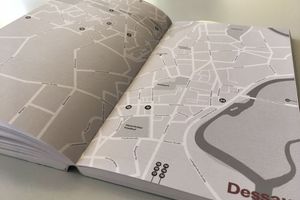  Bauhaus Reisebuch Prestel Verlag DBZ Deutsche BauZeitschrift Buchrezension 