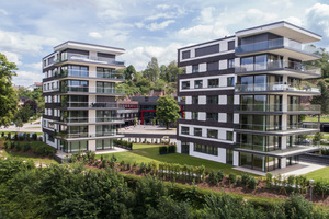  In traumhafter Lage am Stadtrand mit unverbaubarem Panoramablick steht das Parkside, zwei architektonisch einzigartige Gebäude mit jeweils sieben exklusiven Wohnungen. 