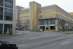  Ehemalige Hauptpost am Düsseldorfer Hauptbahnhof 
