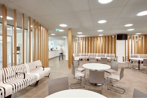  Kundenzentrum Aufenthalt: Modern und hell präsentiert sich nach den Umbaumaßnahmen der Wartebereich<br /> 