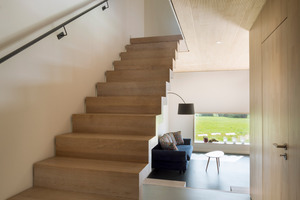  Ferienhaus_reichardt + partner architekten_Treppe 