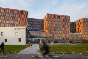  Frankfurt School of Finance & Management, Frankfurt - MOW Architekten 