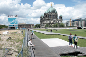  Seit 2011 stand die Box, das Schloss hatte damals noch keinen Keller 