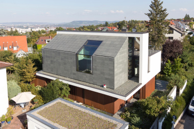 Grüner Schiefer von Rathscheck für Dach und Fassade