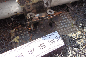  Bild 9: Haft der Metalldeckung 