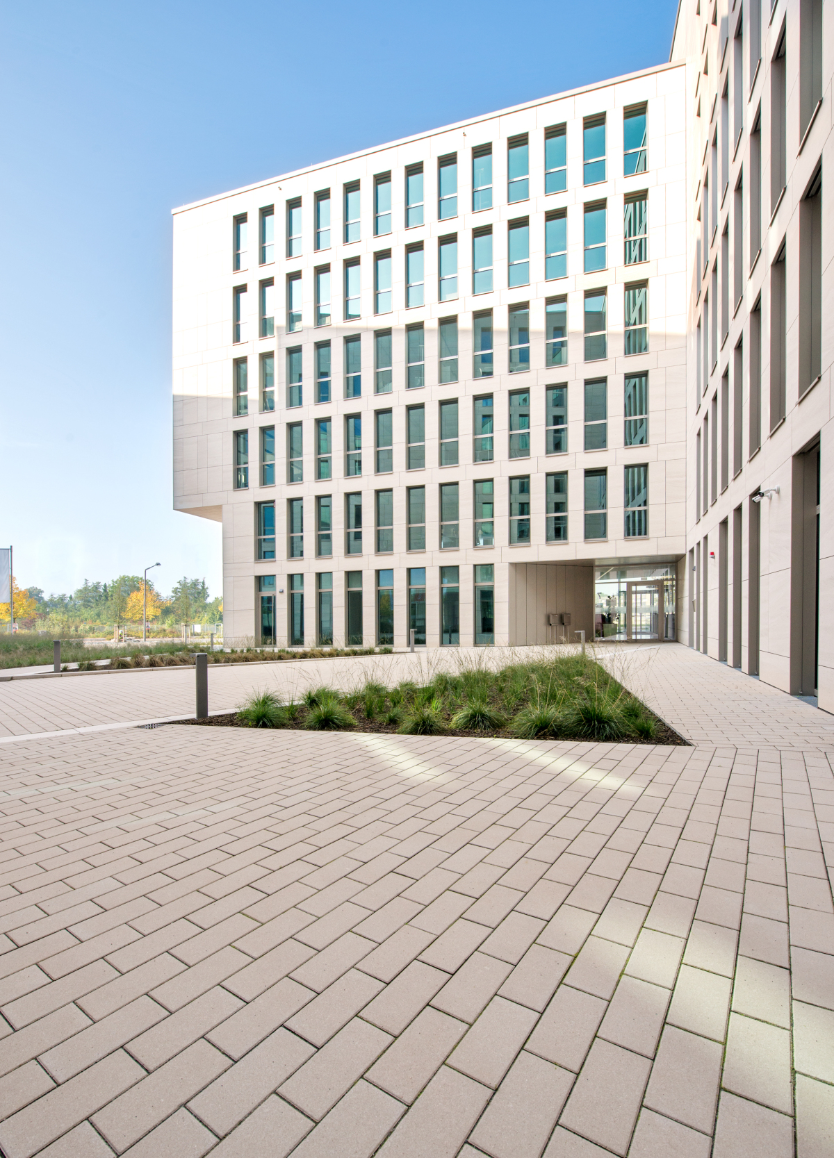 Bürokomplex Seven, Ratingen - Deutsche BauZeitschrift