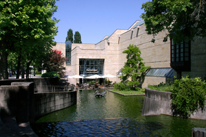  Die Neue Pinakothek, eine Burg für die Kunst, wegen Sanierung bis 2025 geschlossen 