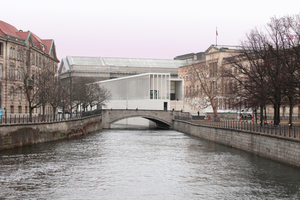  Blick über den Spreekanal am Lustgarten (rechts) vorbei auf die fertiggestellte Galerie 