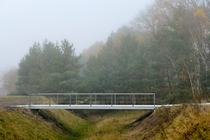  06 Fußgängerbrücke in Verden aus vorgespannten Granitelementen 