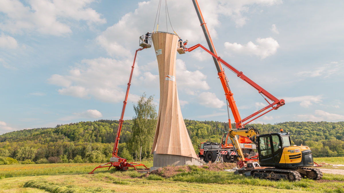 URBACH_TOWER_Transport_and_Assembly_