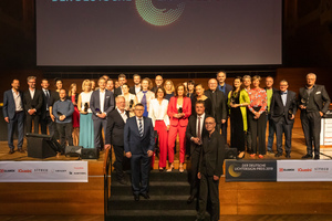  Gruppenbild mit Frauen: Gewinner des Deutschen Lichtdesign-Preises 2019 