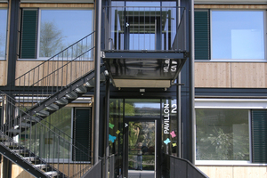  Für den ZM 10 werden   in Zürich 110 Holzmodulzellen zu zwei- bis dreigeschossigen Schulpavillons verbaut 