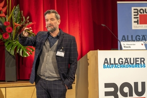  Alexander Rieck weiß seine Zuhörer für das Thema Digitalisierung zu begeistern 