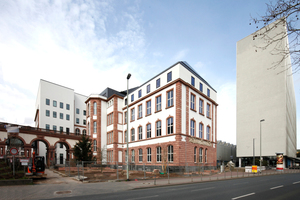  Sollte Nukleus fürs Ganze sein: Senckenberg mit Museum (Umbau Kulka, Dresden). Die Hochhausscheibe Kramers (Juridikum) wird mit weiteren Bauten weichen müssen 