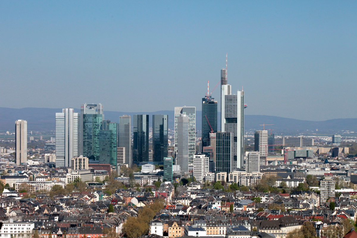 i_City - Forschungsprojekt an der HFT Stuttgart - Deutsche ... Wir betrachten bauen ganzheitlich und legen großen wert auf ein passendes zusammenspiel von lage, bauqualität und wohnqualität.
