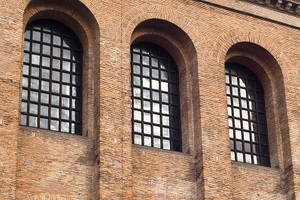  Historische Bauten faszinieren Jörn Hebrok (Konstantinbasilika, Trier). 