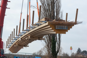  Stuttgarter Holzbrücke, Montage  