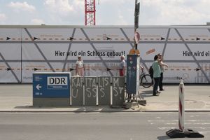  Mit der Grundsteinlegung 2013 war allen klar: Hier wird ein Schloss gebaut! 