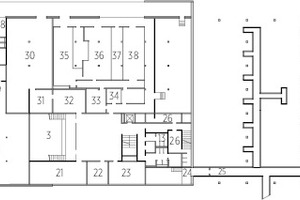  Grundriss Untergeschoss M 1 : 1 250	1	Werkstätten	2	Guillotinen–Shredder	3	Lager	4	LIT Factory Compounding	5	LIT Factory Gang	6	LIT Factory Extrusion	7	LIT Factory Spritzguss	8	Foyer	9	Teeküche	10	Büro	11	Besprechungsraum	12	Serverraum	13	WC	14	Hallenschiff 1-3	15	Telefonboxen	16	4 Einzelarbeitsplätze	17	Stillzimmer	18	Nah Versorgung Verkauf	19	Feinkost Vorbereitung	20	Kassen	21	Smart Quality LAB	22	Labor	23	IT-Messlabor	24 	Haustechnik	25	Kollektorgang	26	Garderobe	27	Aggregateraum	28	Pausenraum	29	Manipulationsfläche	30	Smart Locomotion LAB	31	Vorraum Locomotion LAB	32	IT-Labor	33	Personalschleuse	34	Materialschleuse	35	Lithographie	36	Device Processing	37	Inline Analytics	38	Reinraum Reserve 