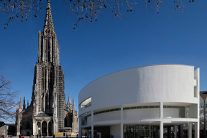  Nukleus für eine neue Mitte: das Stadthaus von Richard Meier 