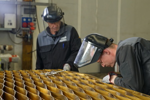  Der aufwendige Sonnenschutz aus 432 Lamellen wurde ebenfalls eigens für dieses Projekt entworfen und umgesetzt 