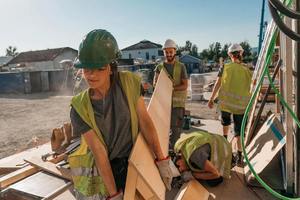  Vom 10. bis 26. Juni 2022 findet in Wuppertal das Finale des internationalen Wettbewerbs Solar Decathlon Europe statt 