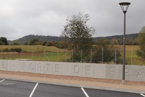  L-Wand in Thionville: Bei der Fertigung der nichttragenden Konstruktion kam 100 %-RC-Beton zum Einsatz  