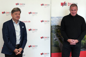  DHBW-Rektor Prof. Dr. Theodor Sproll und Architekt und Kreisvorsitzender des Bundes Deutscher Architekten, Frank Hovenbitzer, informierten in einem Mediengespräch über Inhalte und den Planungsstand des neuen dualen Studiengangs 