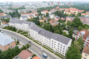 Mit dem flexiblen Wohnungsbaukasten kann eine hochwertige städtebauliche und architektonische Qualität erzielt und dabei auf historische Nachbar­bebauung eingegangen werden, wie das Beispiel dieses VONOVIA-Projekts in Dresden zeigt 