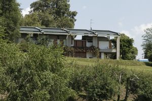  Umberto Riva (1928–2021), Villa in Taino/It 