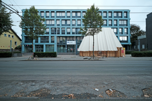  Eines des geförderten DesignBuild-Project-Projekte: A Circus von der Baukunstklasse der Kunstakademie Düsseldorf nahm sich den Zirkus – einen „Raum auf Reisen“ – als temporären Treffpunkt zum Vorbild 