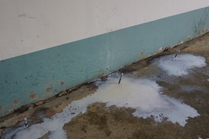 Vergelung einer Fuge in der Bodenplatte einer Tiefgarage  