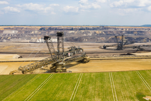  In order to understand the influence of architecture and construction in general on our environment, larger projects such as the Garzweiler II surface mine near Cologne should also be considered 