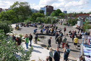  Asphaltsprenger, eine Aktion gegen die zunehmende Versiegelung der Stadt 