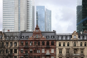  Seiner Zeit voraus: der aktuell unter Denkmalschutz gestellte Silver-tower in Frankfurt a. M. 
