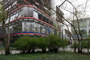  Wegen Vandalismus und Asbest auf der Abrissliste: das Mathematikgebäude der TU Berlin 