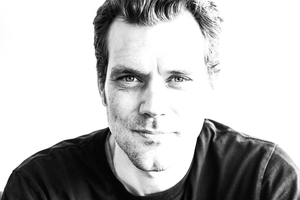  Dr. Veith Kilberth ist Diplom-Sportwissenschaftler, aktiver Skateboarder und Mitinhaber des Planungsbüros für Skateparks Landskate GmbH. 