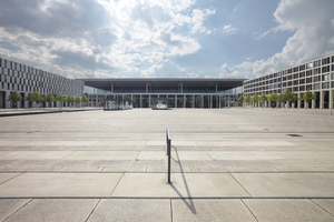  Flughafen BER Vorfahrt mit Hitzeplateau: Baumreihen reichen da wohl nicht 