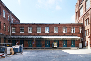  Das Mixed-Use-Projekt BRICKS in Berlin Schöneberg (links vor Beginn des Umbaus, rechts danach) entstand in vielen Bauphasen und Bauabschnitten 