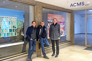  Simon Waigand, Prof. Christian Schlüter und Olaf Scheinpflug (v. l.) von ACMS Architekten vor ihrem Büro in Wuppertal 