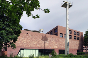  Gartenansicht Spore, Berlin, mit historischem Lichtmast. DAM Preisträger 2025 