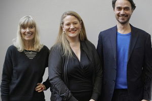  Kuratorinnen (v.l.): Nicola Borgmann, Elisabeth Endres, Daniele Santucci und Gabriele G. Kiefer (nicht im Bild) 