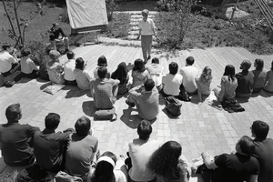  Seminar mit Frei Otto im Freien des IL, 1968 