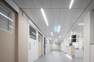  Das richtige Licht, Klima, Akustik und auch Farb- und Materialauswahl haben Einfluss auf das allgemeine Wohlbefinden. Alle Faktoren fließen in das neue Konzept des Kantonsspital Baden ein. 