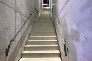  Die im Coreum eingesetzten robusten Materialien Beton, Stahl und Glas entsprechen dem Verwendungszweck und signalisieren die bauliche Herkunft des Unternehmens 