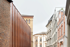  Unesco Weltkulturerbe Stralsund: Das Einfügen neuer Bauteile in den historischen Bestand musste absolut verträglich mit Vorgefundenem geschehen (Großaquarium hinter Kupfer) 